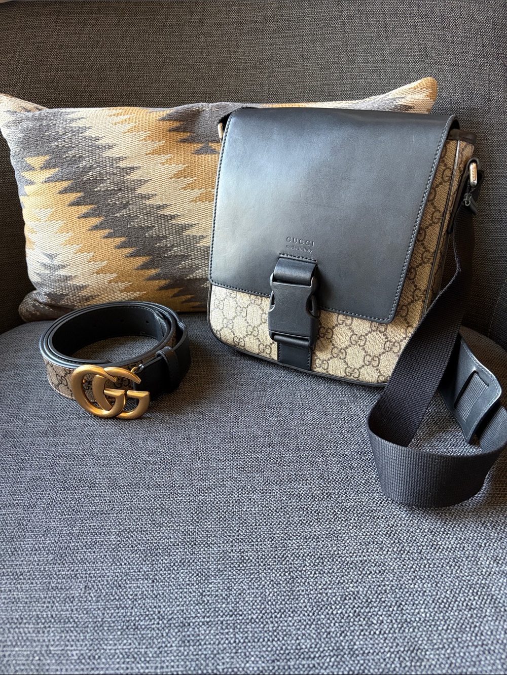🤎Immaculate Gucci Canvas Messenger Bag with Black Leather Flap & Matching Belt🖤